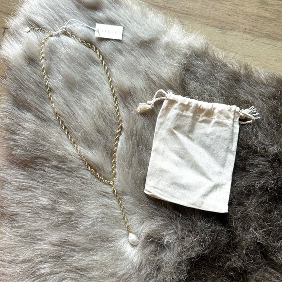 LEEADA Jewelry - LEEADA Bryn Pearl Lariat Necklace - Brand New - Gold Plated True Pearl - NWT
